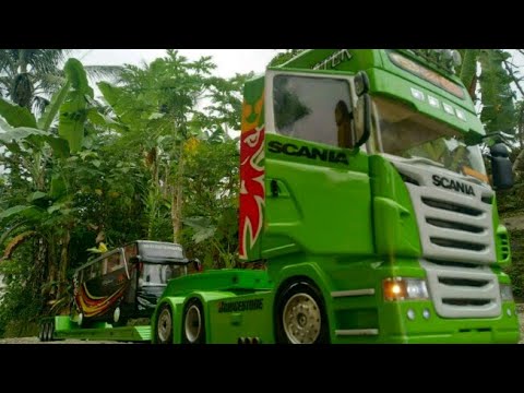 In this video I will repair Scania V8 R730 semi trailer truck.. 