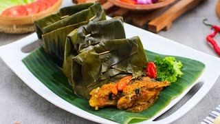 BUMBUNYA MANTAP MERESAP DAN LEZATNYA NGGAK NAHAN - PEPES AYAM UNGKEP