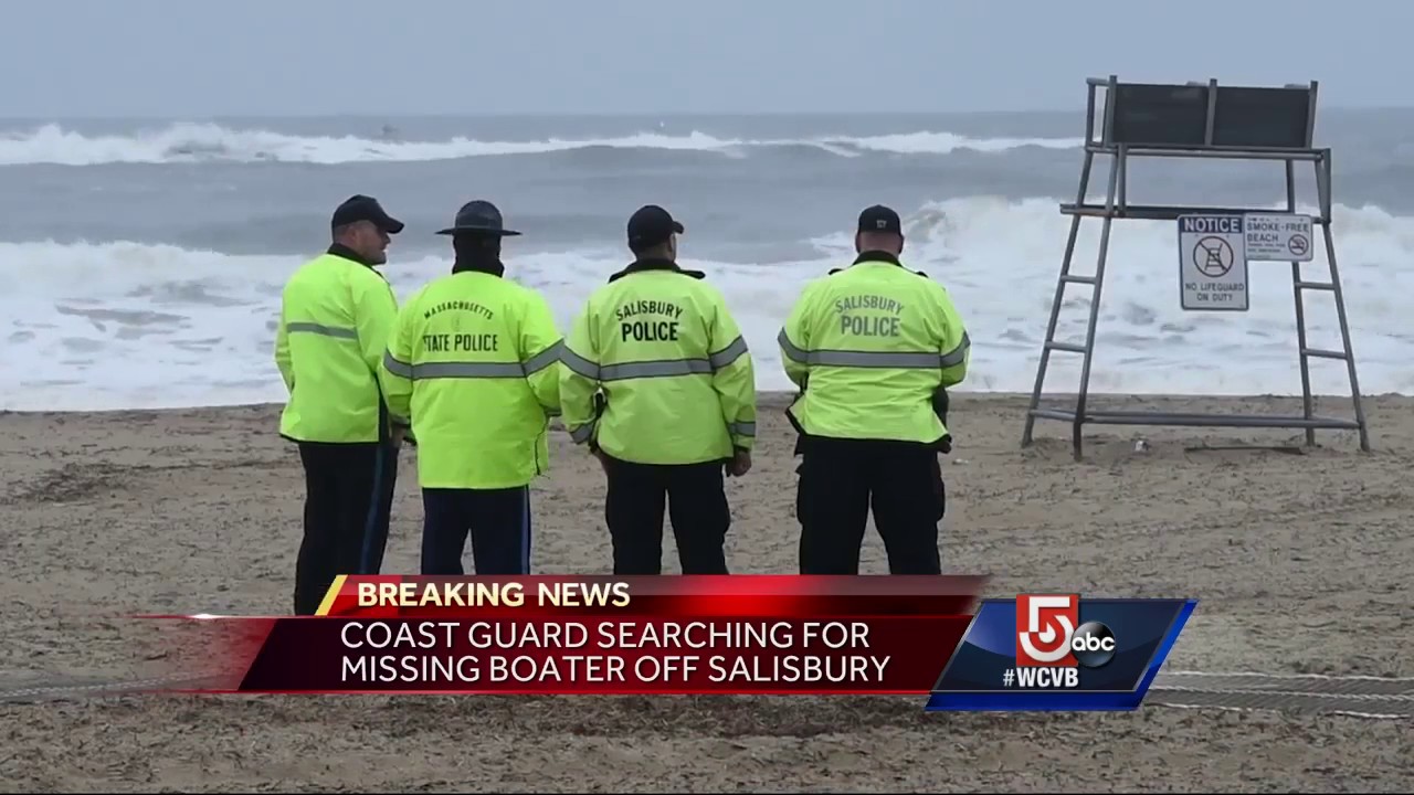 Coast Guard searching for missing boater - YouTube