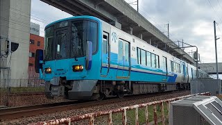 IRいしかわ鉄道521系4両 森本駅発車