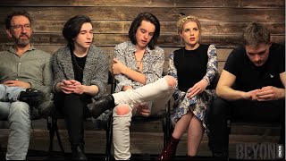 Video voorbeeld van "John Carney, Ferdia Walsh-Peelo, Lucy Boynton, Jack Reynor & Mark McKenna talk "Sing Street""