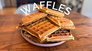 Easy Homemade Waffle Recipe for Busy Mornings! 🧇