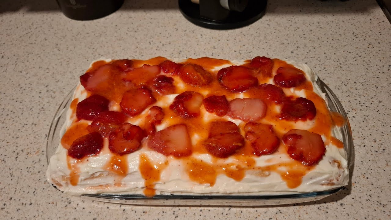 💗 Epres tiramisu egyszerűen | Krémes, sütés nélkül 🍓 #tiramisu #eprestiramisu