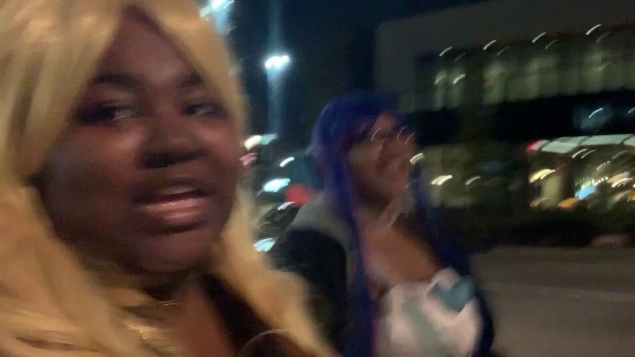Bar Otaku Halloween Vlog