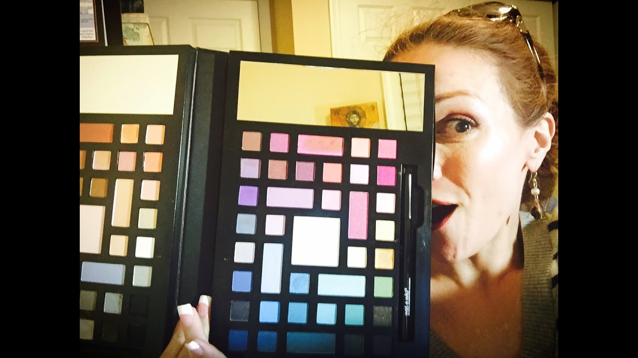 DUPE ALERT! Wet 'n' Wild Holiday 2016 Beauty Book