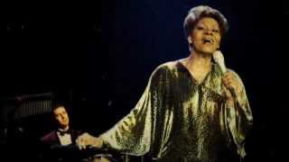 Dionne Warwick - (They Long to Be) Close to You (2000)