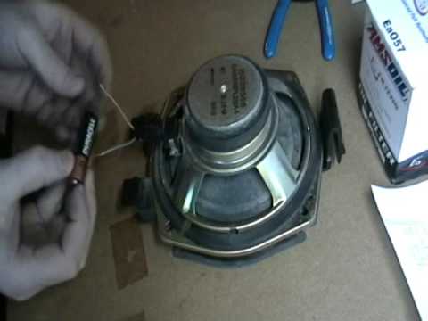 UsedCarGenius.com presents: Using the "pop test" to check speaker polarity - YouTube