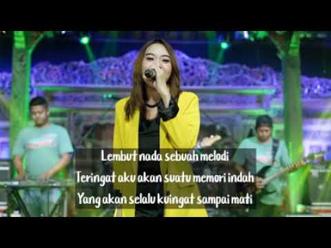 DIFARINA INDRA - DINDING PEMISAH ADELLA