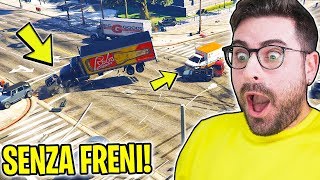 HO RIMOSSO I FRENI DI TUTTE LE AUTO SU GTA 5!! (Panico totale)