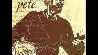 Miniatura de vídeo de "Pete Seeger - The Fox (With Lyrics and Song Meaning)"