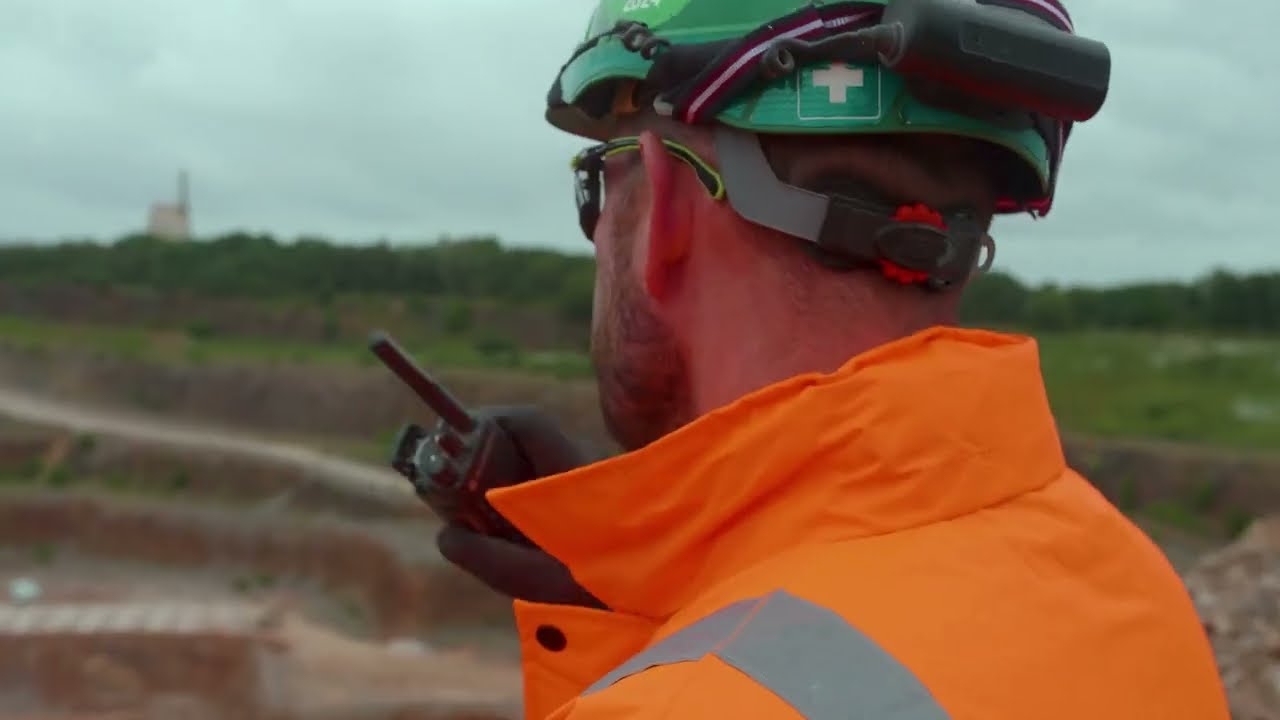 Holcim UK Cement Quarry to Lorry