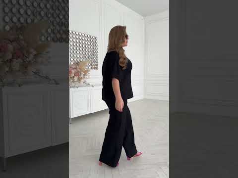 Приємний костюм із брюками та блузою з жатого льну великих розмірів від 50 до 64, видео 1