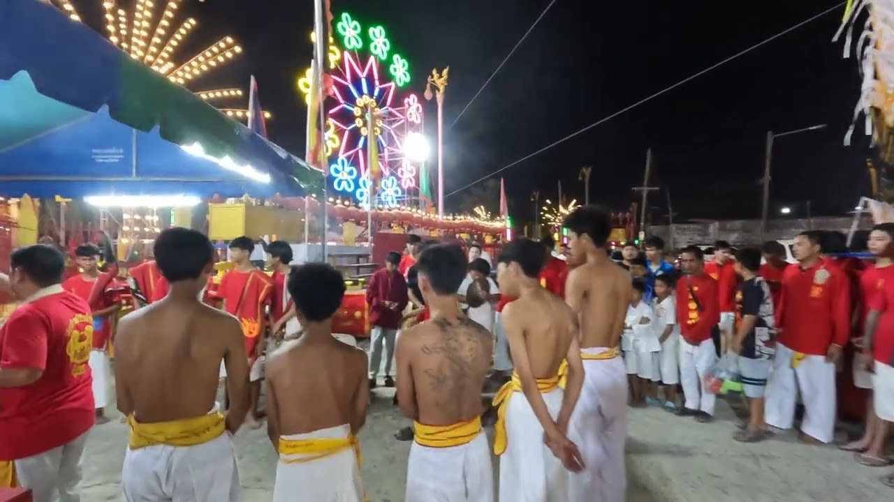 การเตรียมงานประเพณีแห่เจ้าพ่อเขาตก ค่ำ 8 มี.ค. 2567