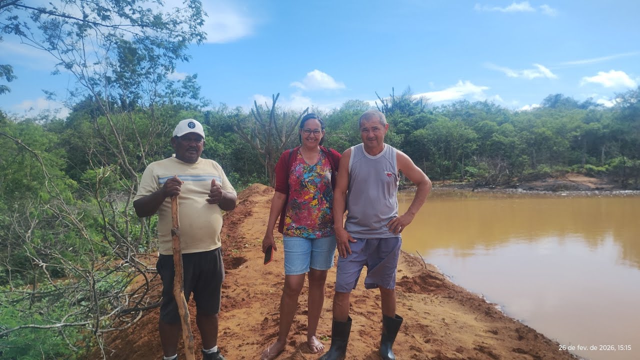 Tô aqui hoje dado um retoque na minha barragem que ela quer ir embora 😄