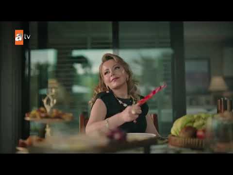 مسلسل السعادة العائلية الحلقة 1 كاملة مترجمة