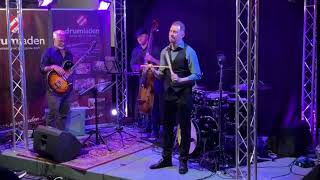 Daniel Glass - Solo Using Only Drumsticks