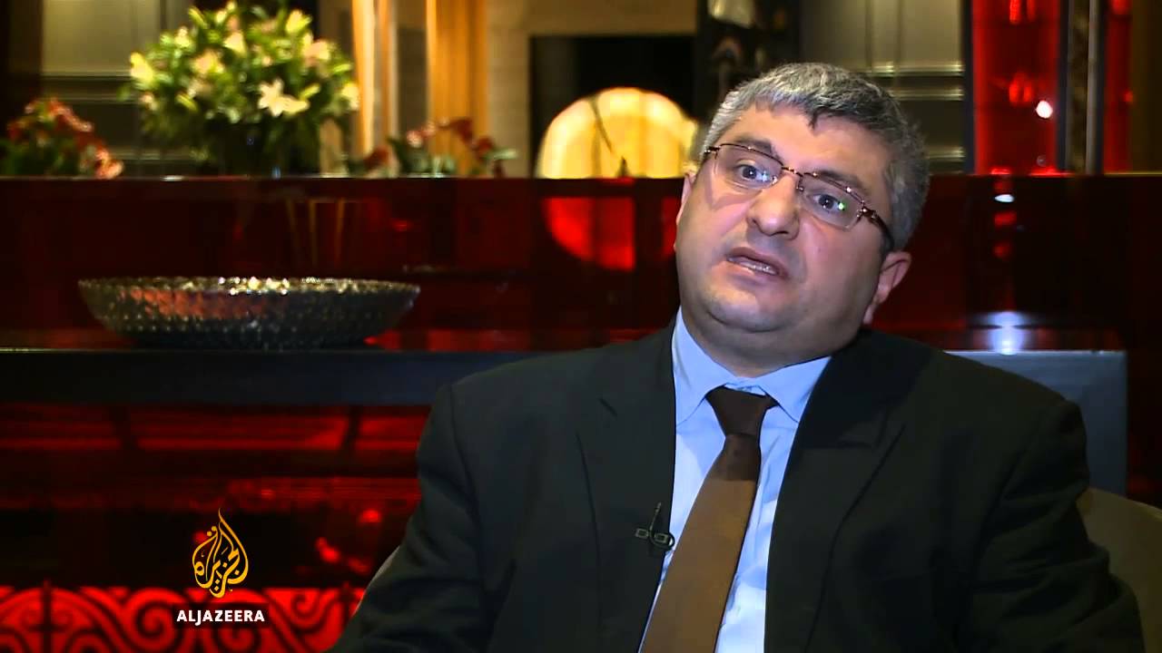 أردوغان يتحدى غولن في مبارزة سياسية