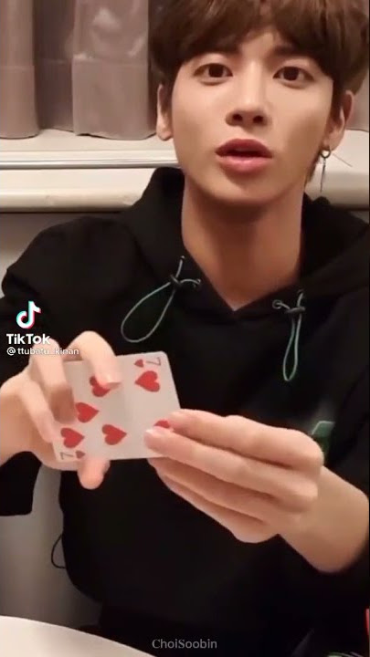 Taehyun's magic tricks😍🔥