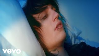 Johnnie Guilbert - Sleeping With Your Ghost