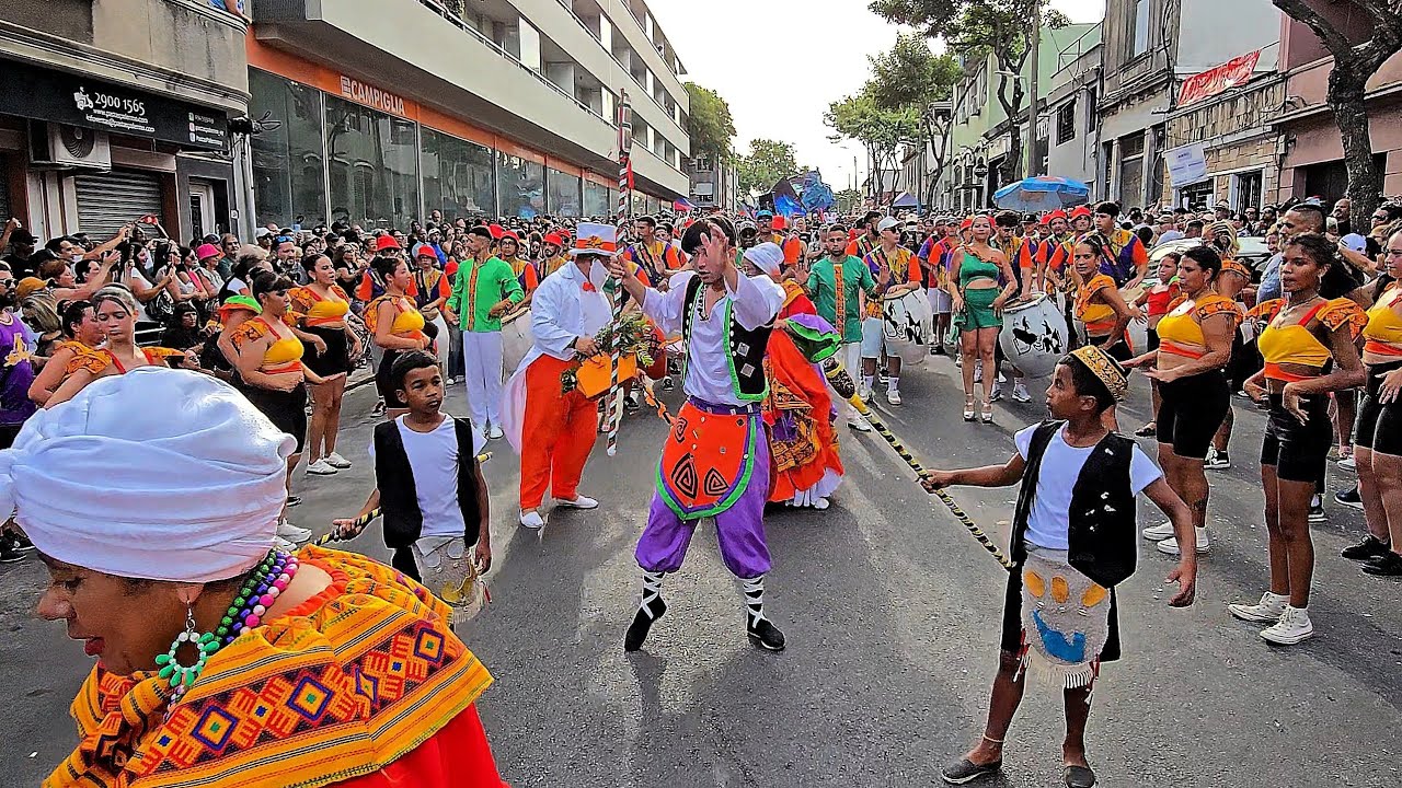 Comparsa El Vacilón de Rieles. Llamadas de San Baltasar. 06-01-2026.