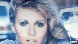 Olivia Newton-John The Ultimate Mega Mix 2011 (Audio)