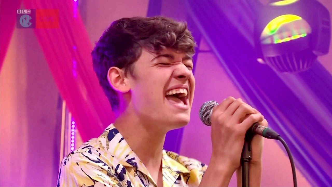Max & Harvey: Where Were You (CBBC Summer Social, 3/8/19)