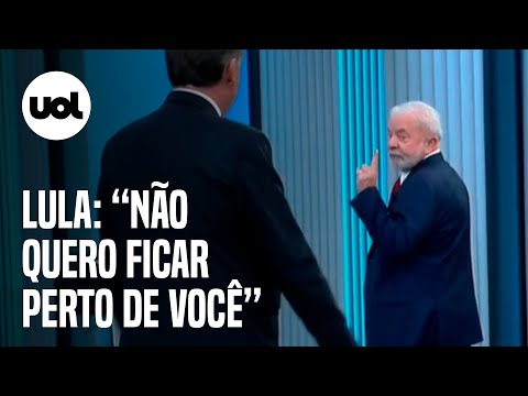 Lula mantém distância de Bolsonaro no debate: 'Não quero ficar perto de você'