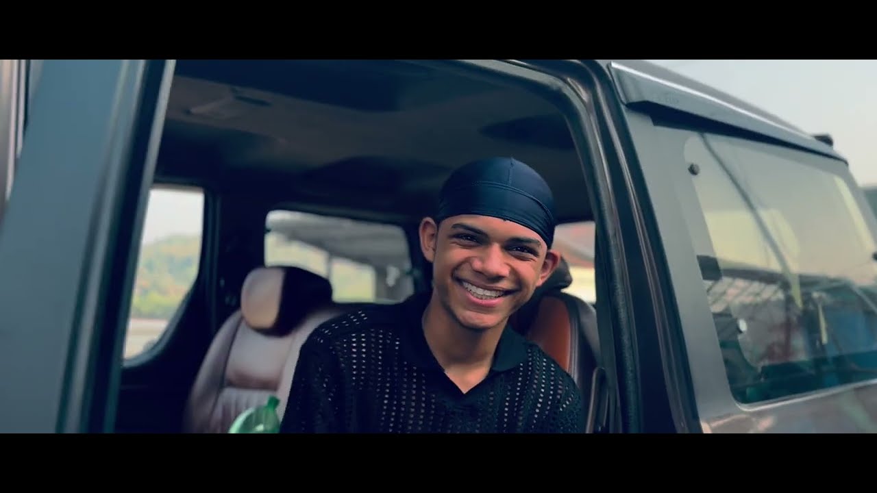 svfyn - stxck bands. [MUSIC VIDEO]