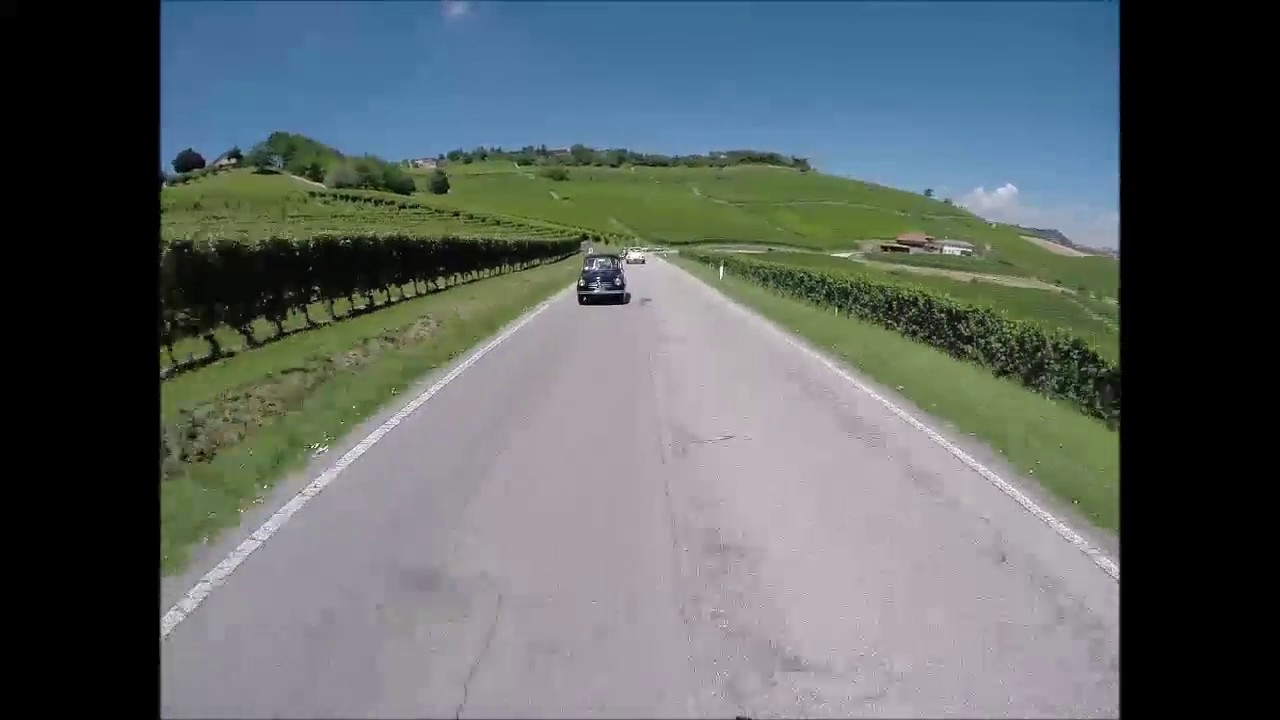 Guided tour in the Langhe through Pollenzo, La Morra and Barolo.