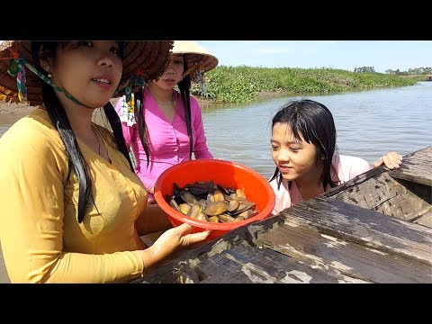 Video Cận cảnh thôn nữ lặn Bắt Chem Chép về Nướng Mỡ Hành |... - youtube
