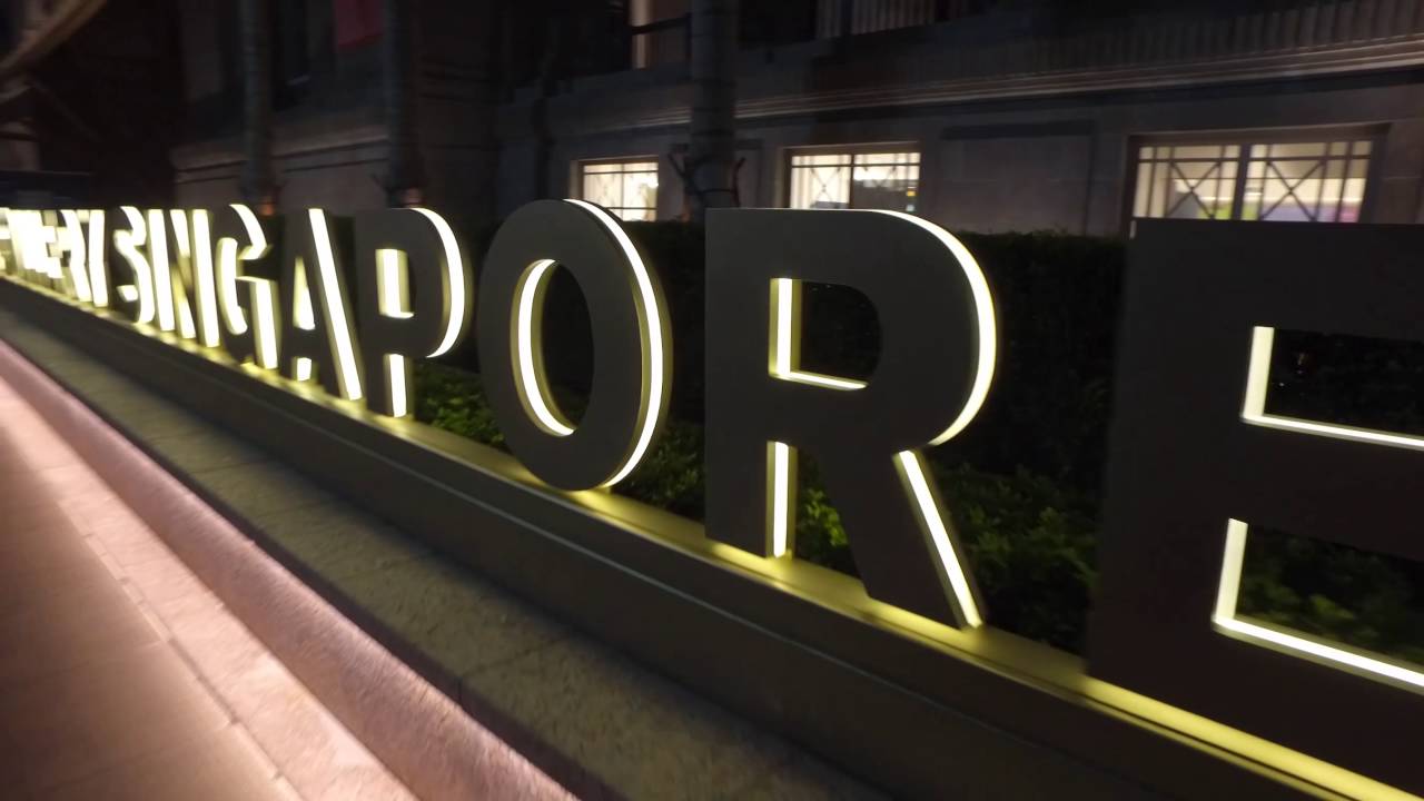 DJI OSMO Sunset - National Gallery [Hub of a City]