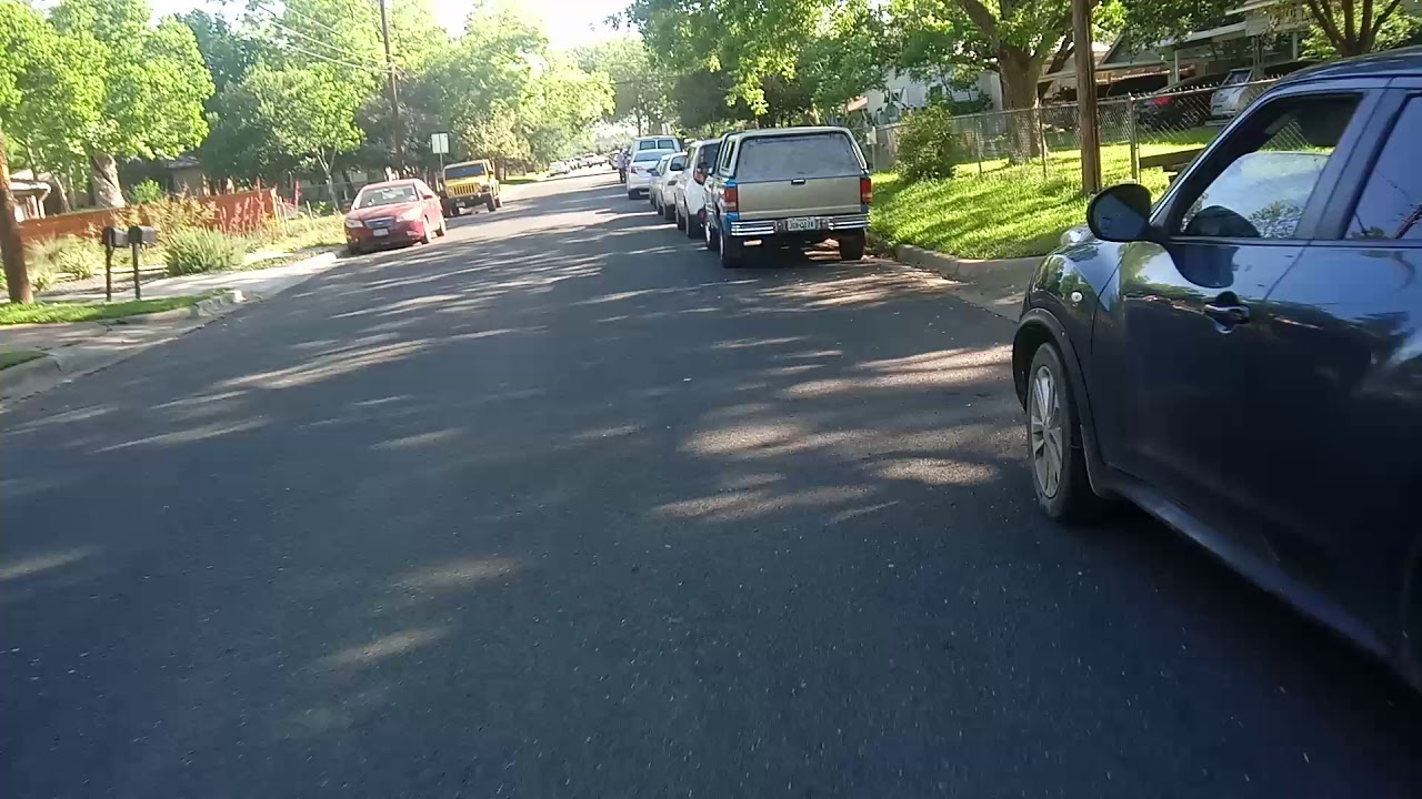Long Lines to the Food Pantry Austin, Tx. 4-24-20