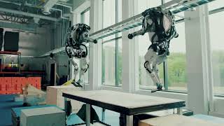 Atlas Humanoid Robot is OUTPERFORMING Humans and Here's Why!