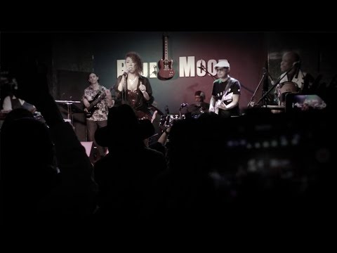 Gina『 I want You 』Music Video