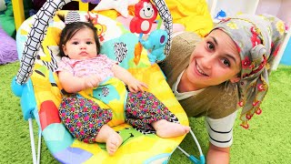 Sürpriz Yapma Videoları. Reyhan Abla Hacer Şerifeye Ana Kucağı Alıyor. Kız Anne Oyunu