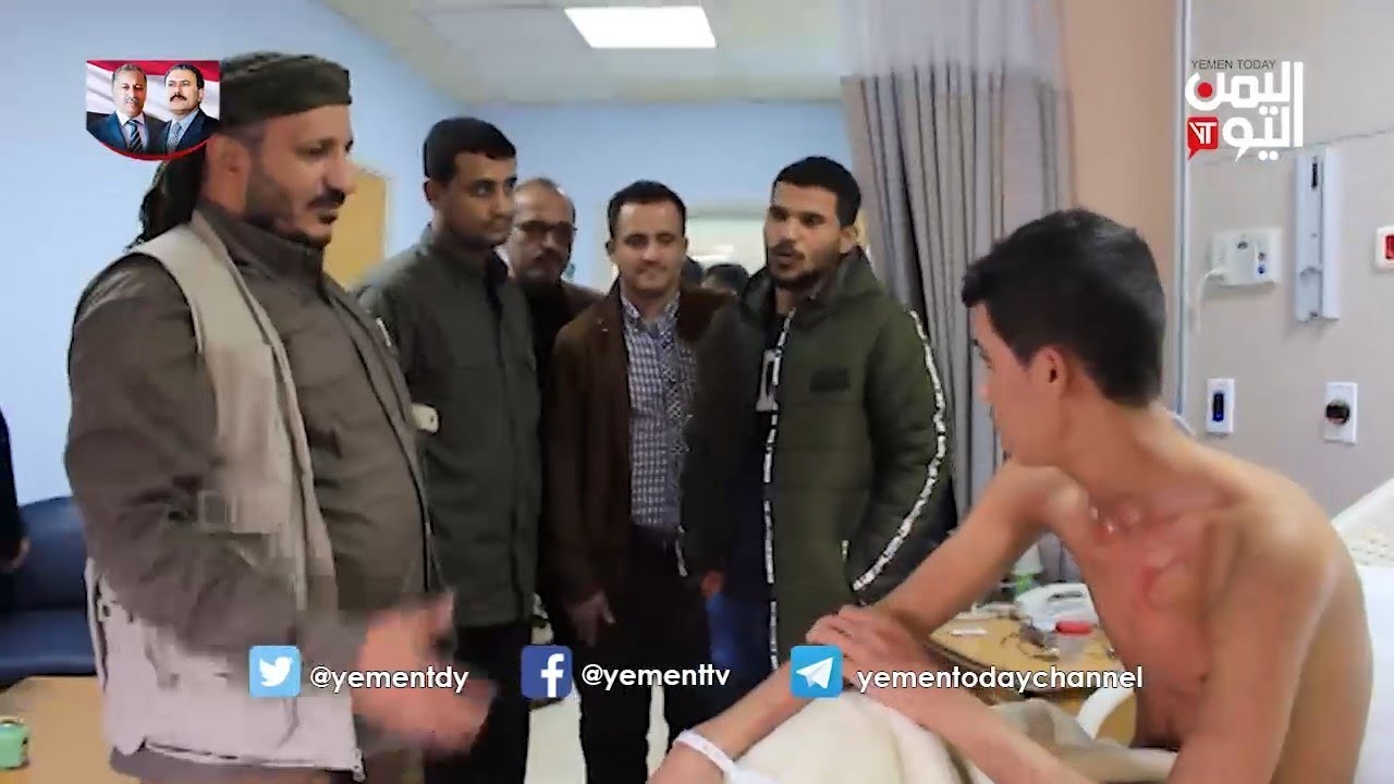 العميد الركن طارق صالح يزور جرحى المقاومة الوطنية