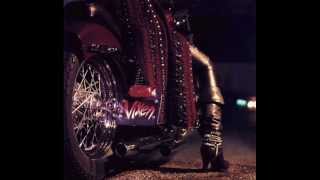 Video thumbnail of "Vixen - American Dream"