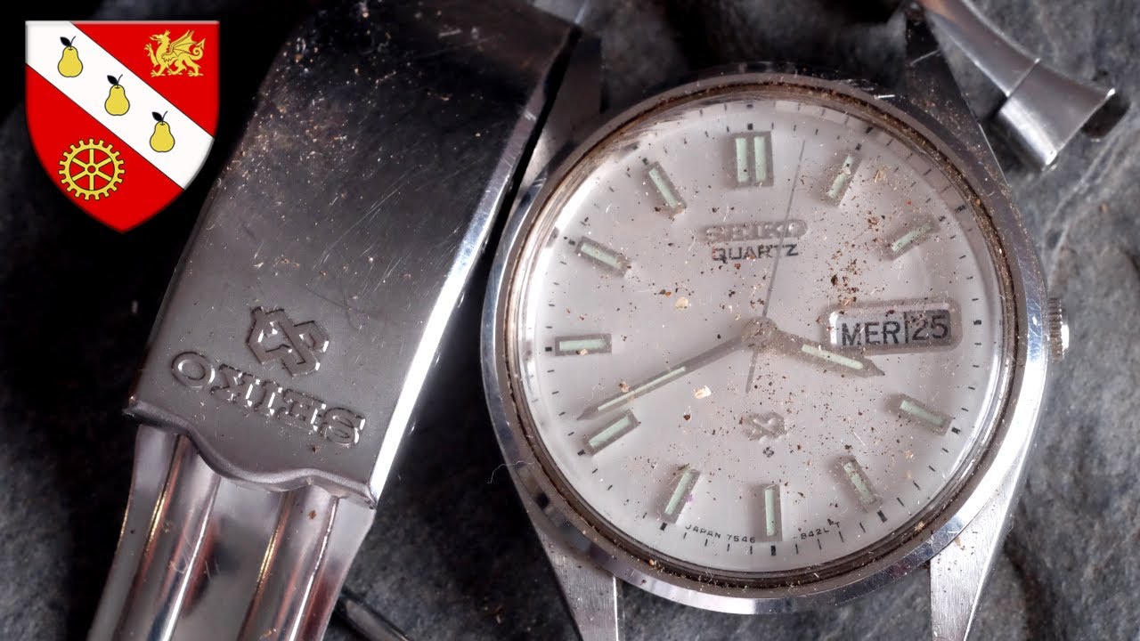 installing Seiko quartz machine old model Seiko vintage watch