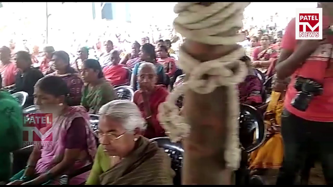 nalgonda zilla buvanagirilo trs mla paiylashekar reddy  adikarulu mahilauku cheralu pampine