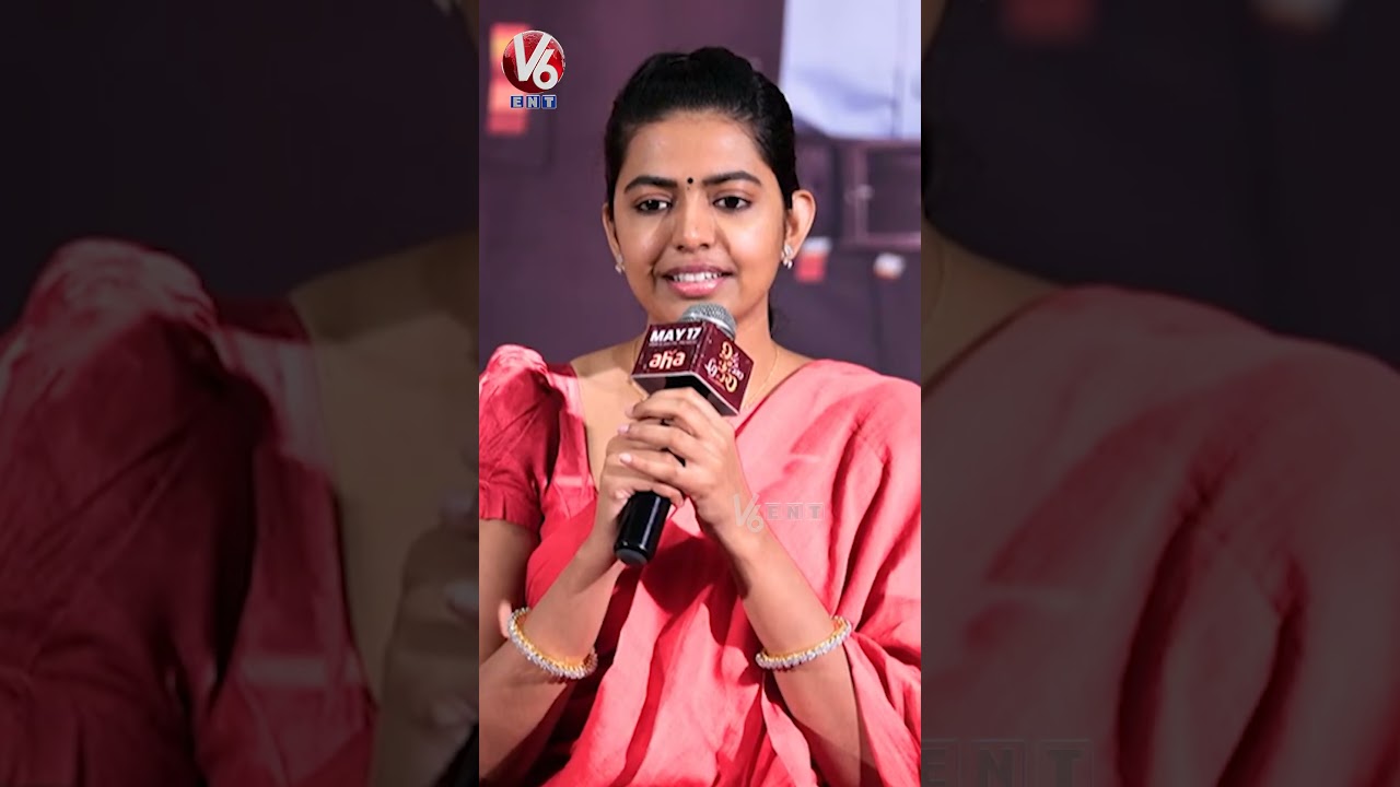 మా అమ్మకి కొంచం కూడ ఈగో ఉండదు | Shivani Rajashekar About Her Mother Jeevitha Rajashekhar | V6Ent