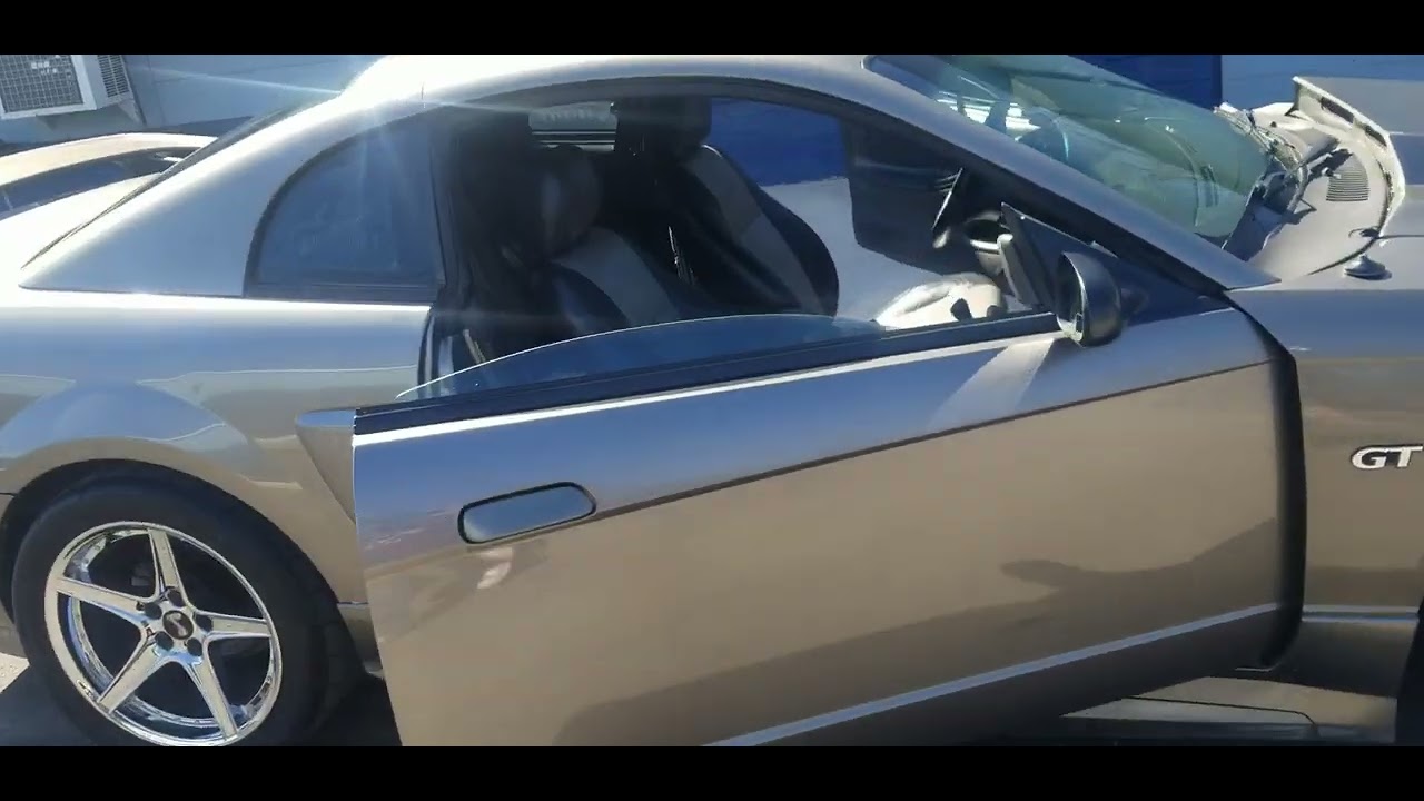 02 mustang roush S2 - YouTube