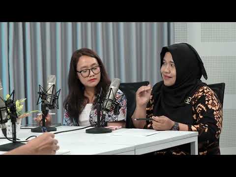Pekerja informal di Indonesia: mengapa perlindungan sosial masih sulit dijangkau? | #UGMPodcast