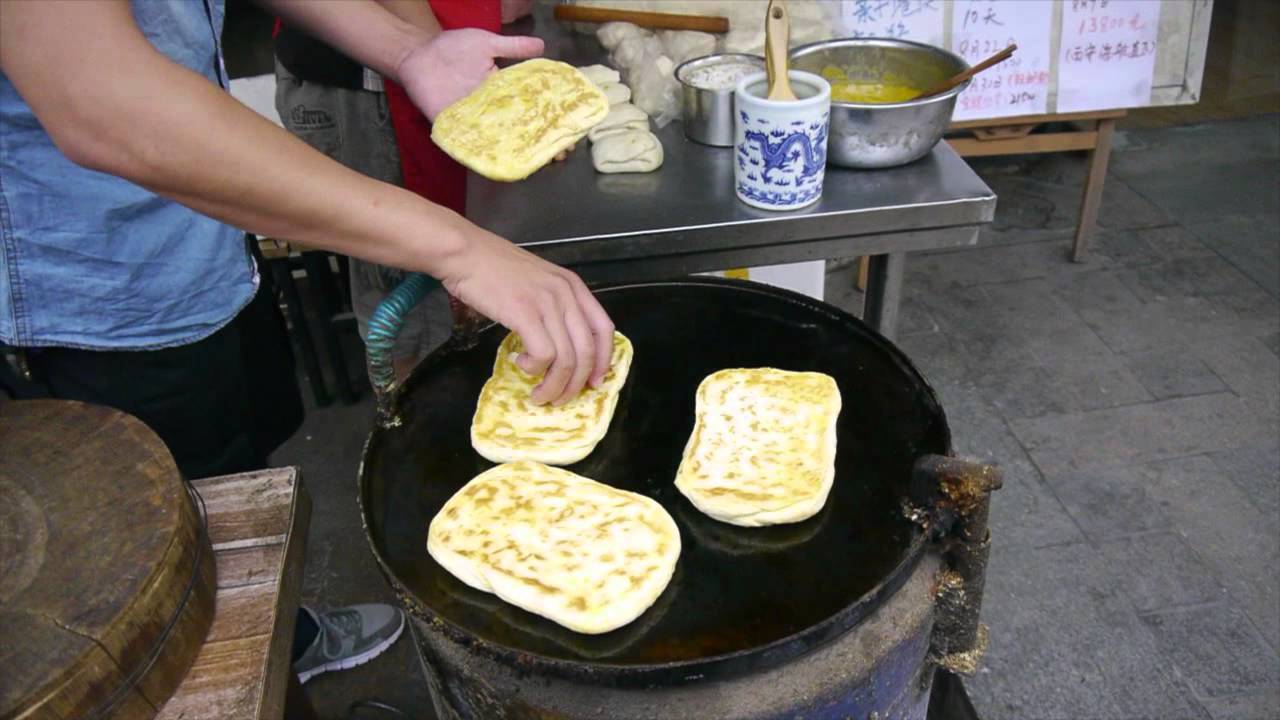 Street Food Supplement (China): Breakfast Sandwich (菜夹馍) | Christian Has Ideas