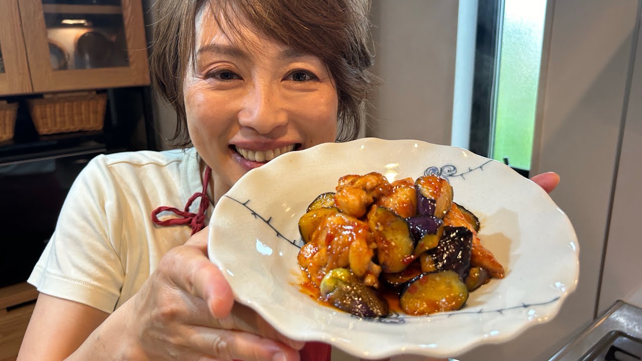 Chicken dish] Chicken thighs with chili sauce - YouTube
