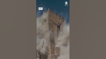 Medieval tower partially collapses in Rome