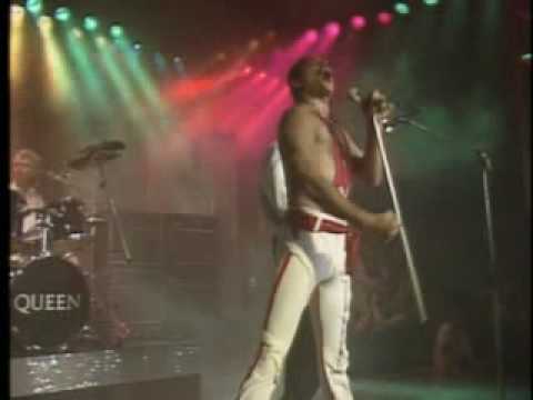 QUEEN montreux '84 it's a hard life