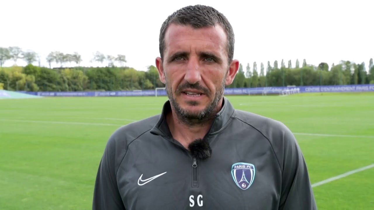 Séance d'entraînement (football) avec le Paris FC