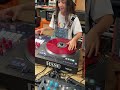 Capture de la vidéo 9 Years Old Dj Michelle Scratching On Rane Twelve Turntable