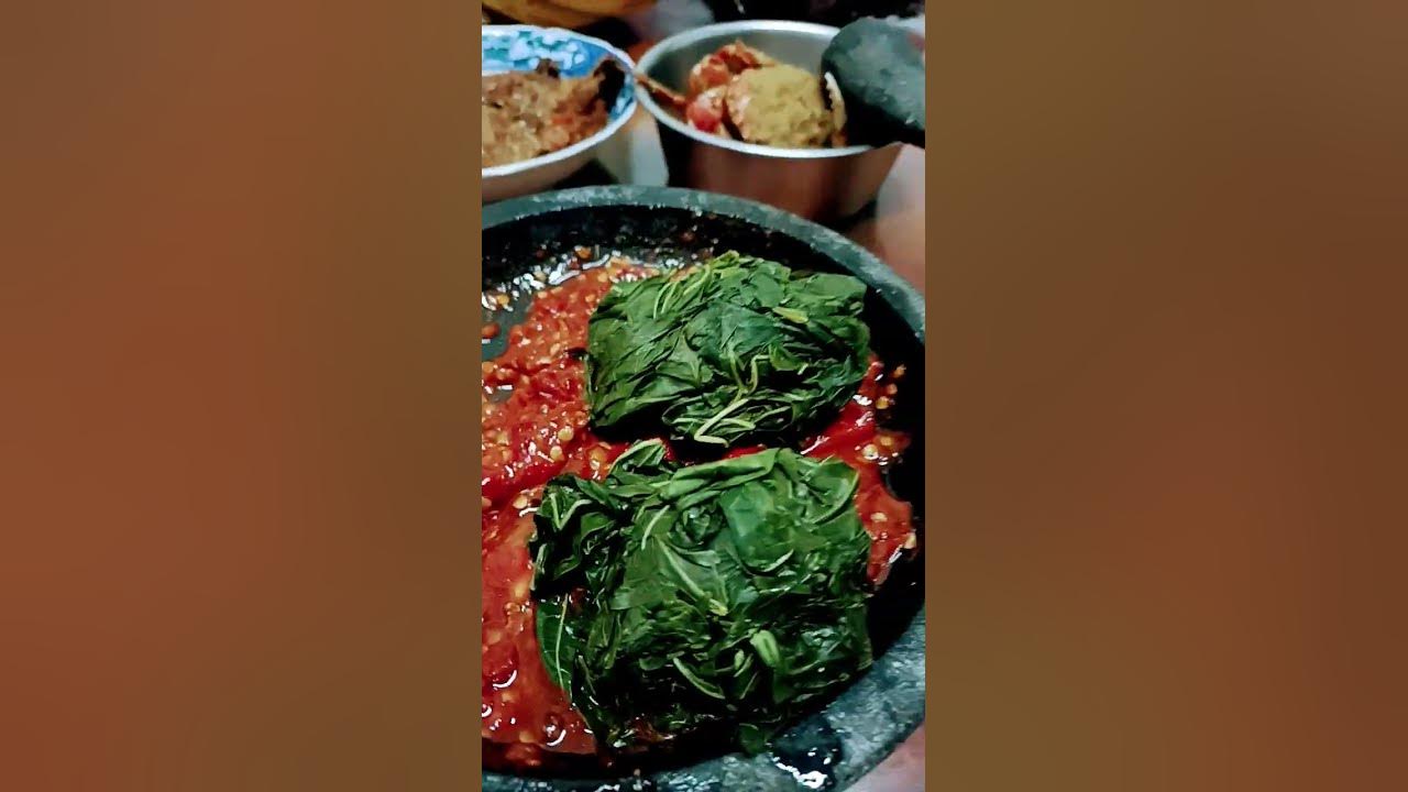 Sambel Terasi lalapan daun singkong ikan asin cocok