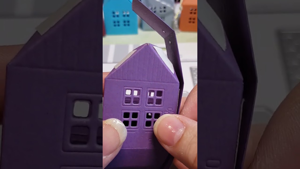 Simple and Basic Dies - 3D House                                    